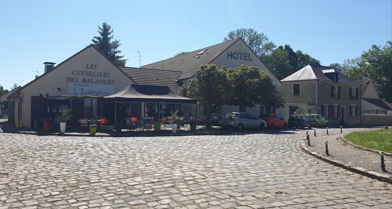 Les Chevaliers Des Balances Hotel Saint-Aubin  Екстериор снимка